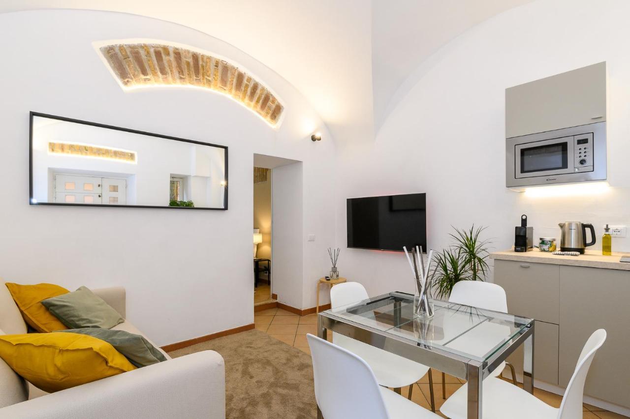 Cozy & With Private Entrance By Ndp Rent Apartment