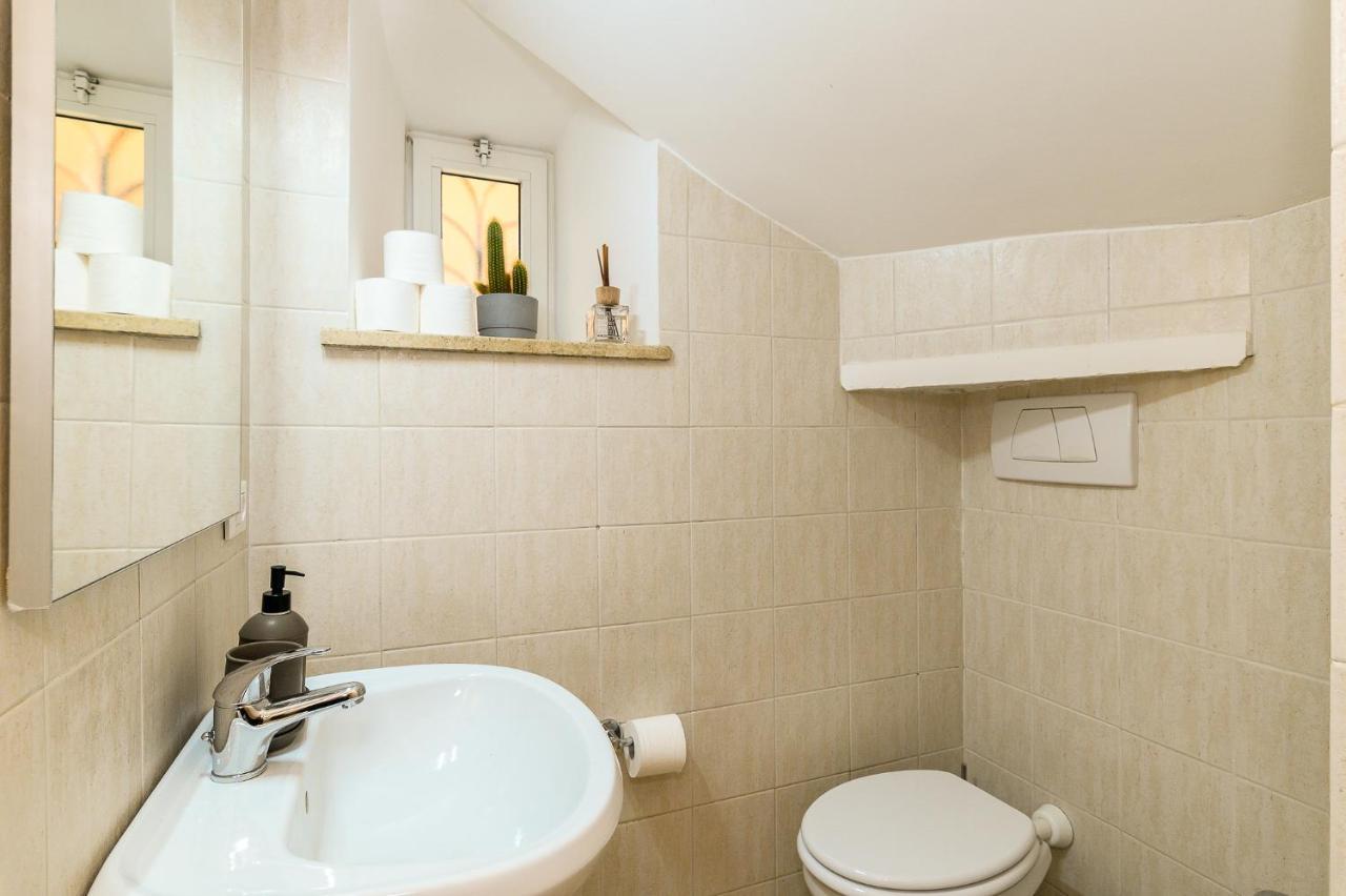 Cozy & With Private Entrance By Ndp Rent *